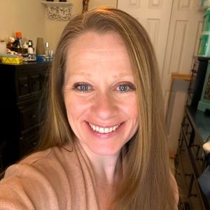 Meet your Posher, Deeanna